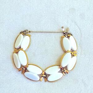 Vtg MONET Bracelet  Beveled Lucite Thermoset 50s MCM Retro White Gold Tone